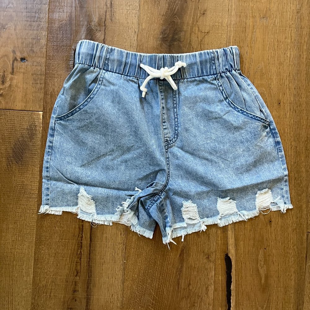 Mazik Lightly Distressed Denim High Waisted Shorts